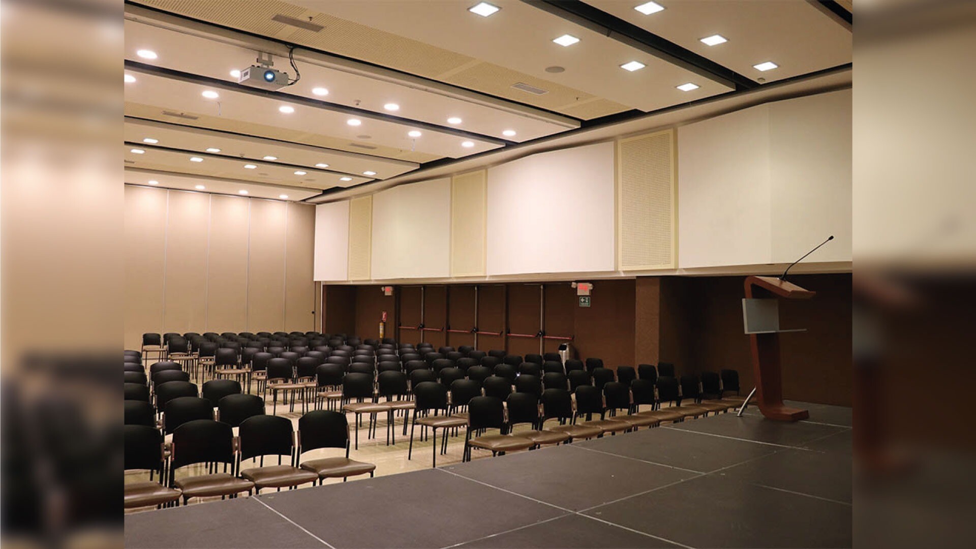 Centro de Eventos El Tesoro