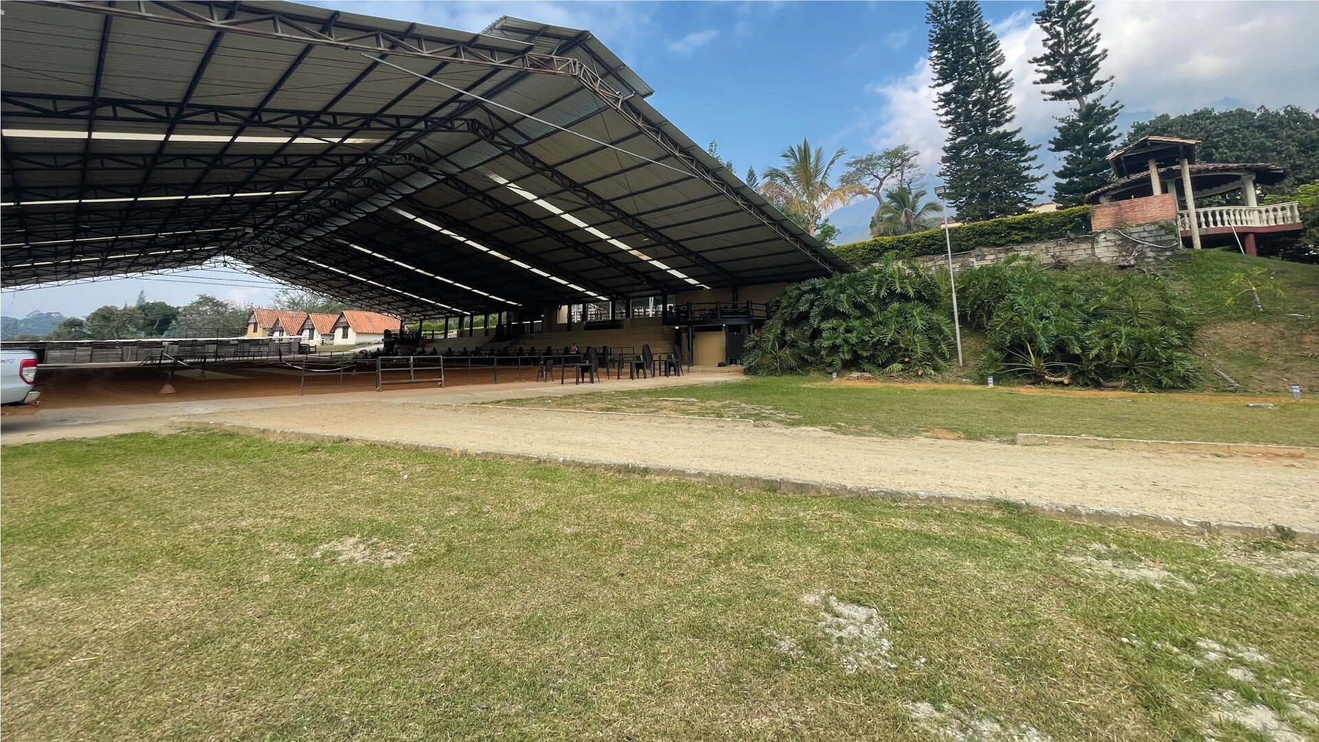 Centro de Eventos Coliseo Santo Coyote