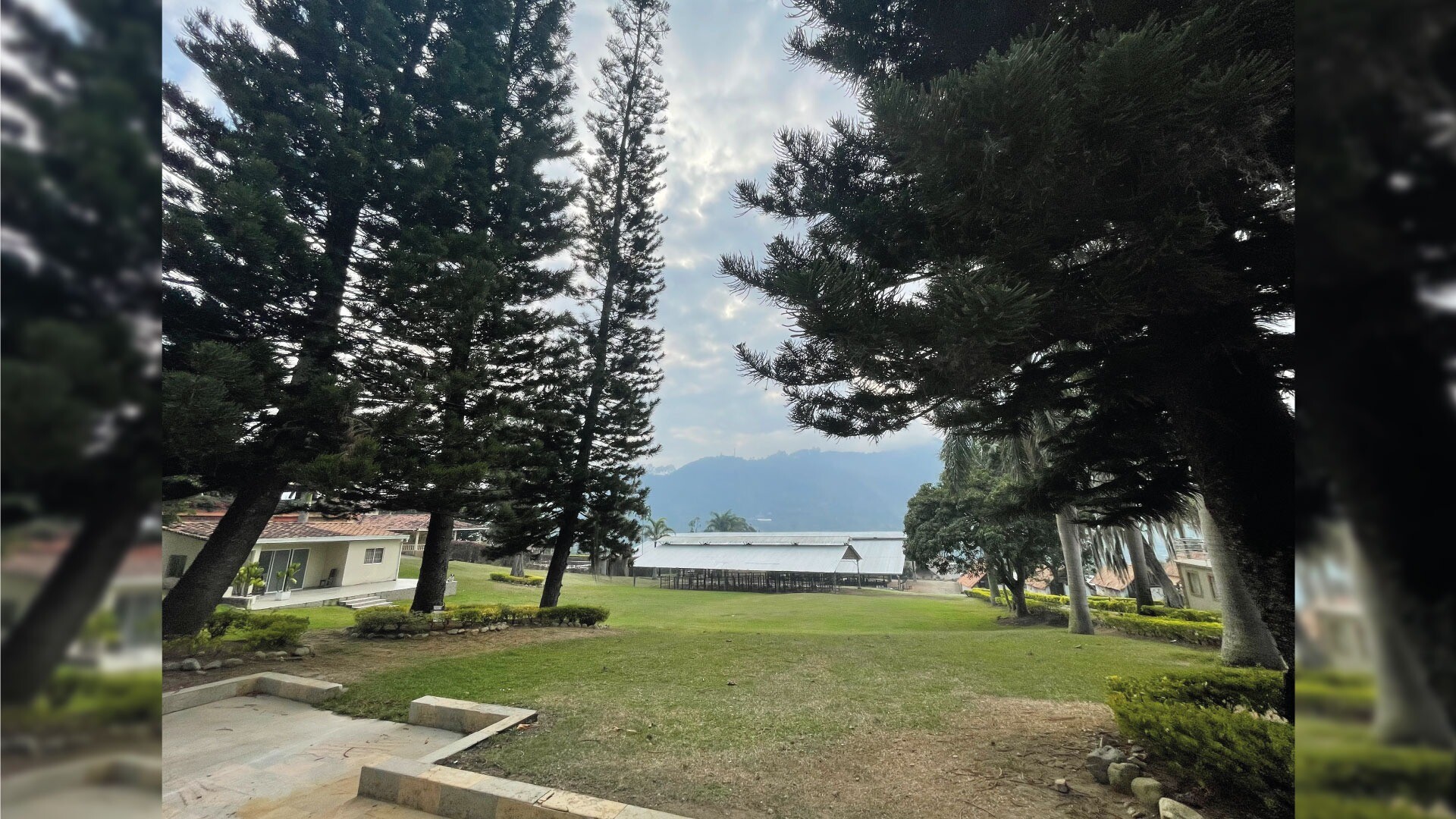 Centro de Eventos Santo Coyote: Casa Blanca