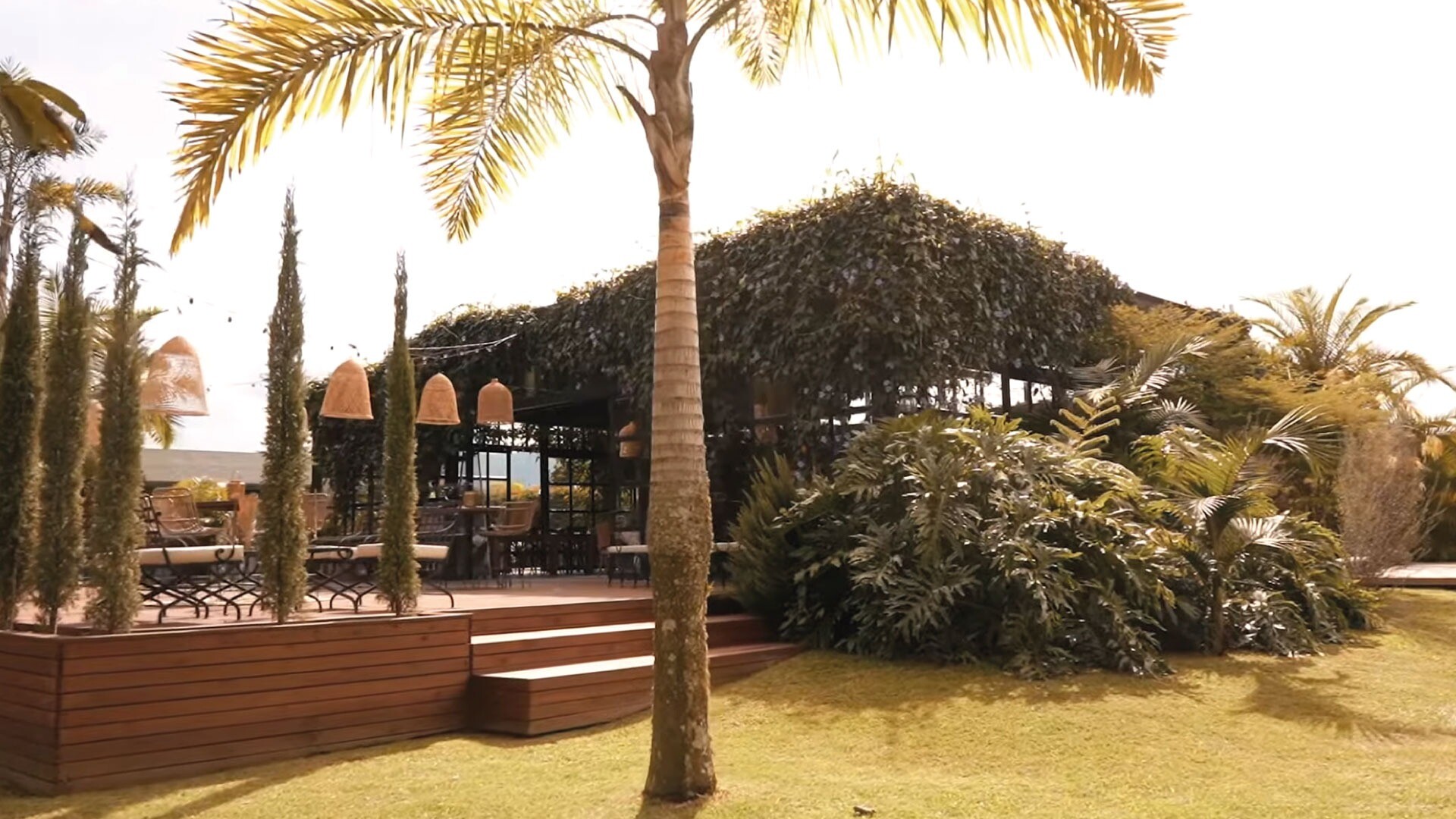 Green House, Zona E
