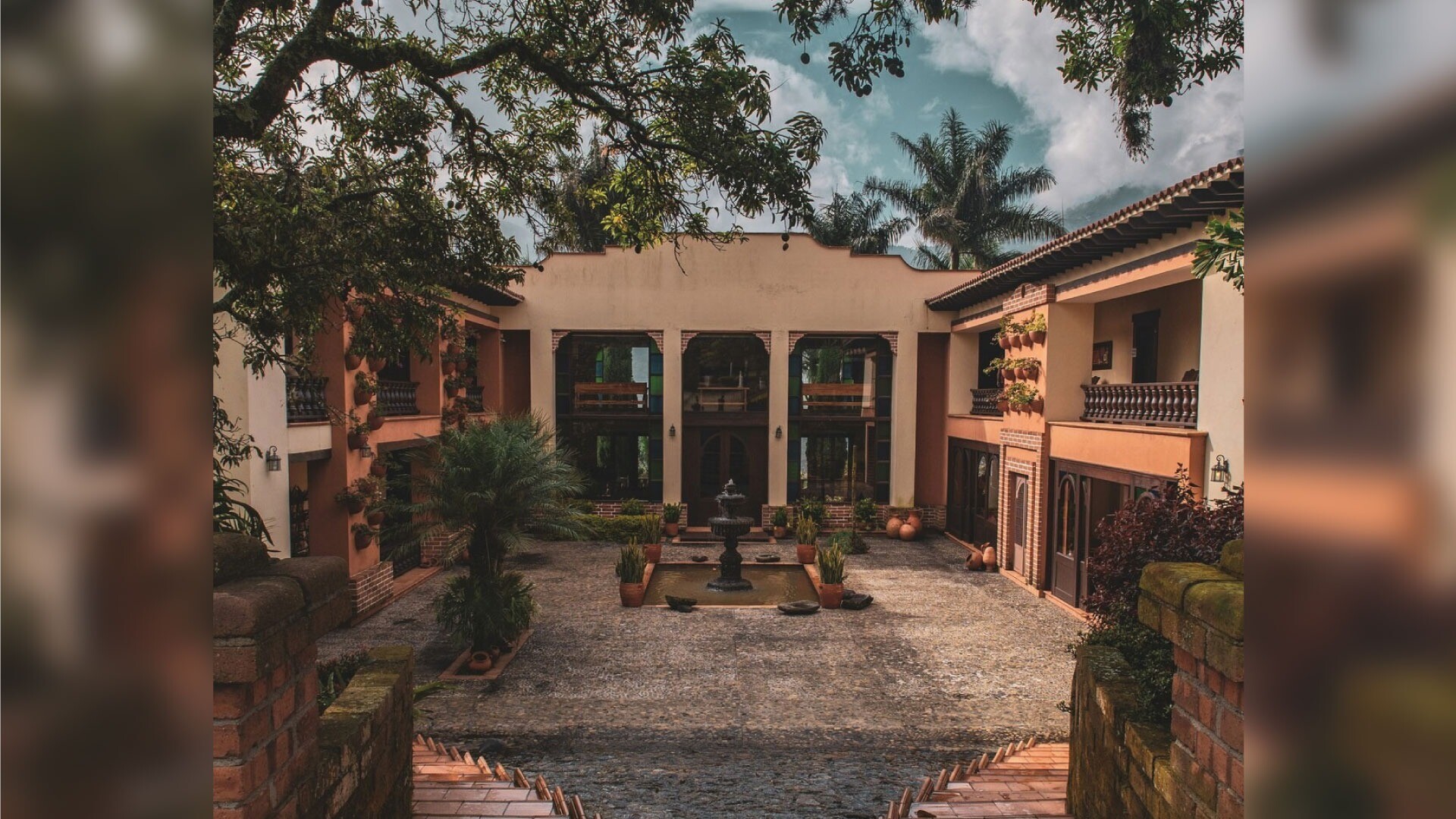 Villa Santillana