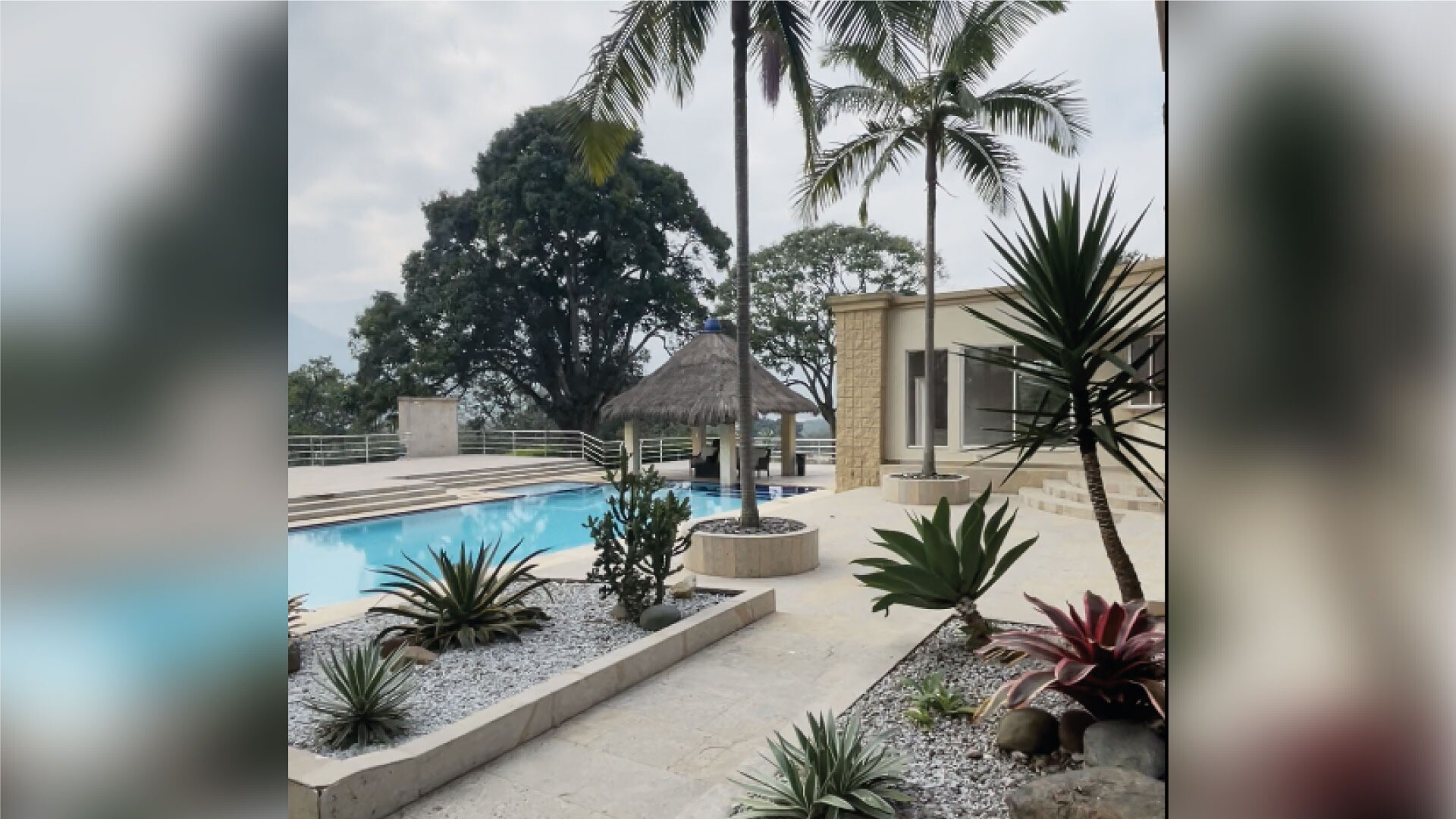 Centro de Eventos Santo Coyote: Casa Blanca