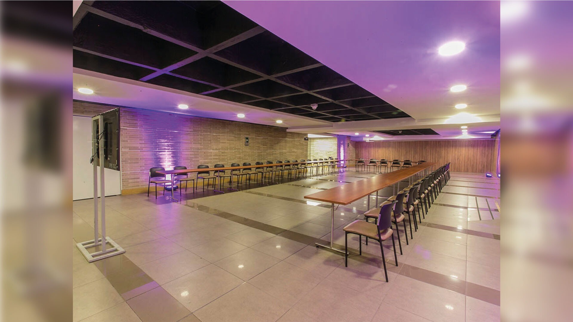 Centro de Eventos El Tesoro