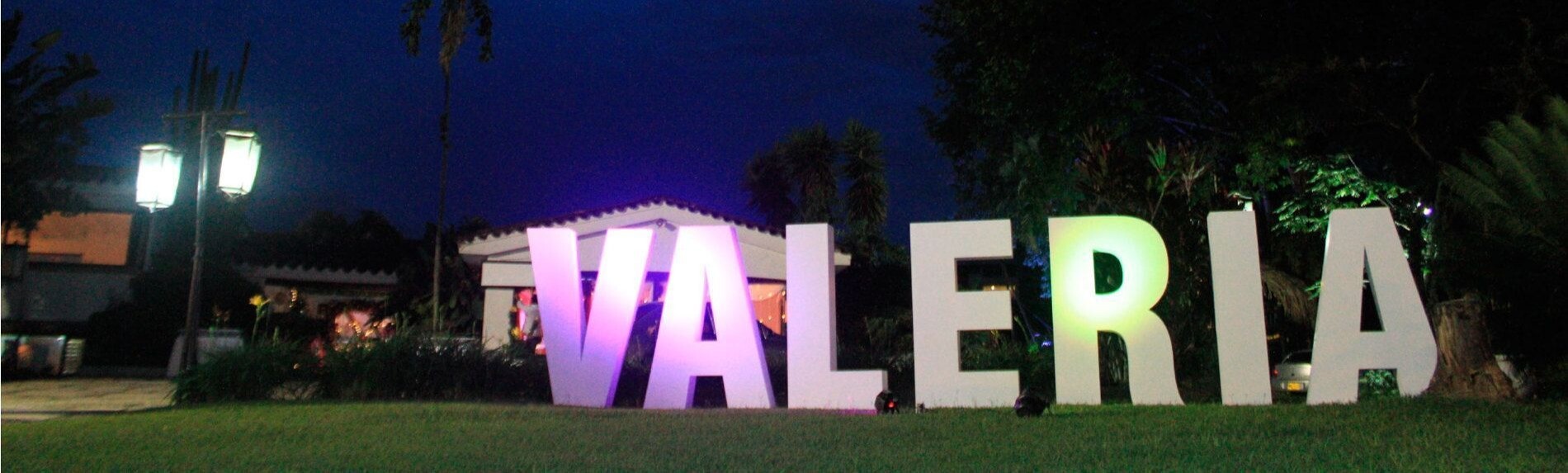 LETRAS GIGANTES