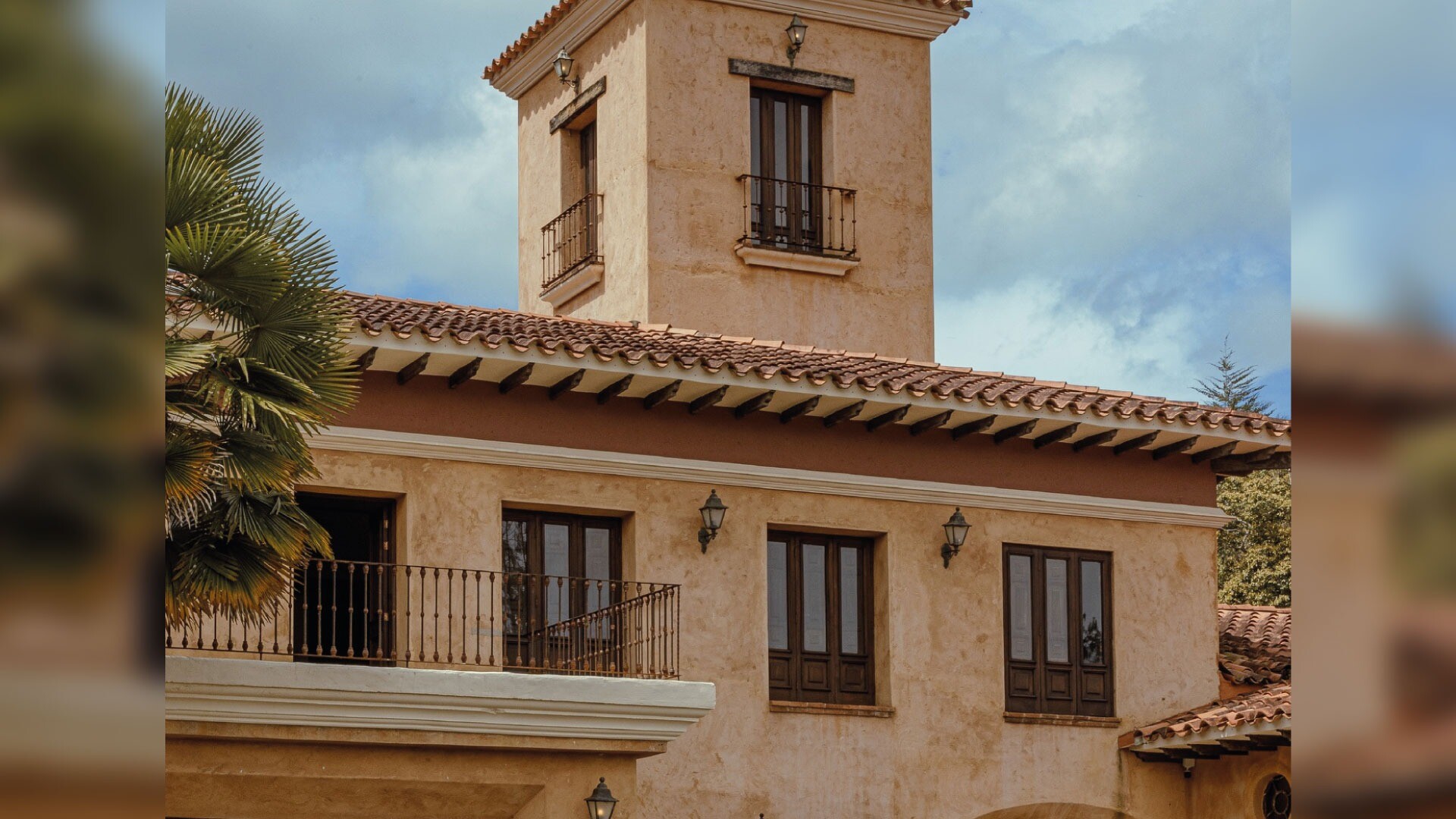 Roca y Casona