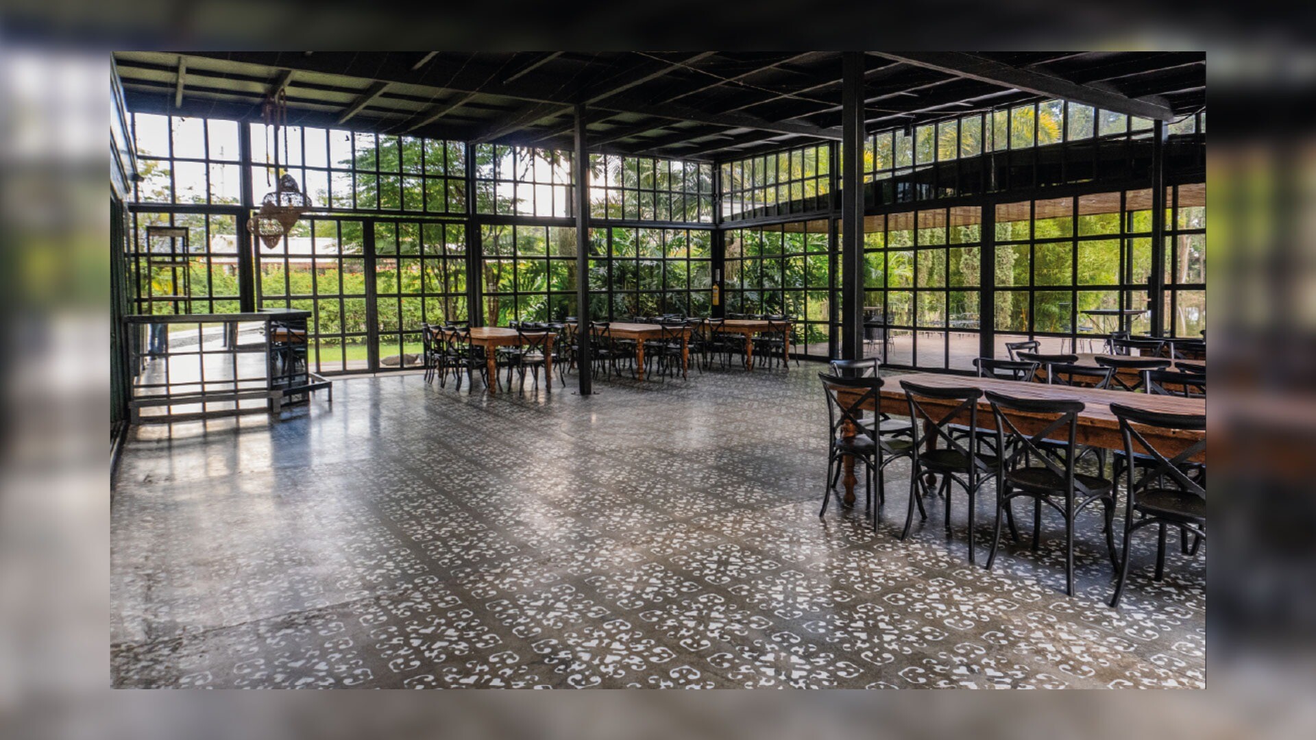 Green House, Zona E