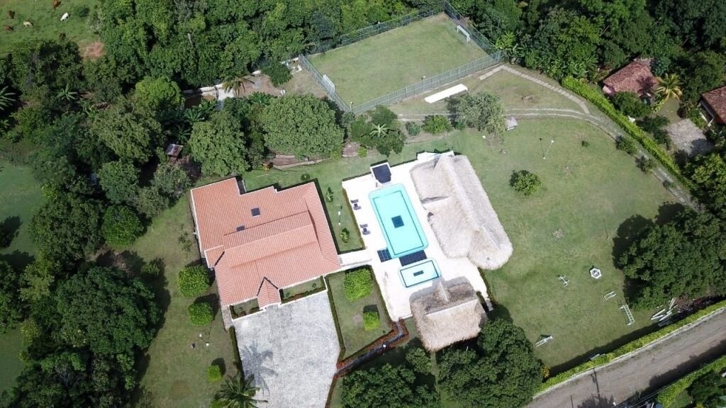 Villa de Oro