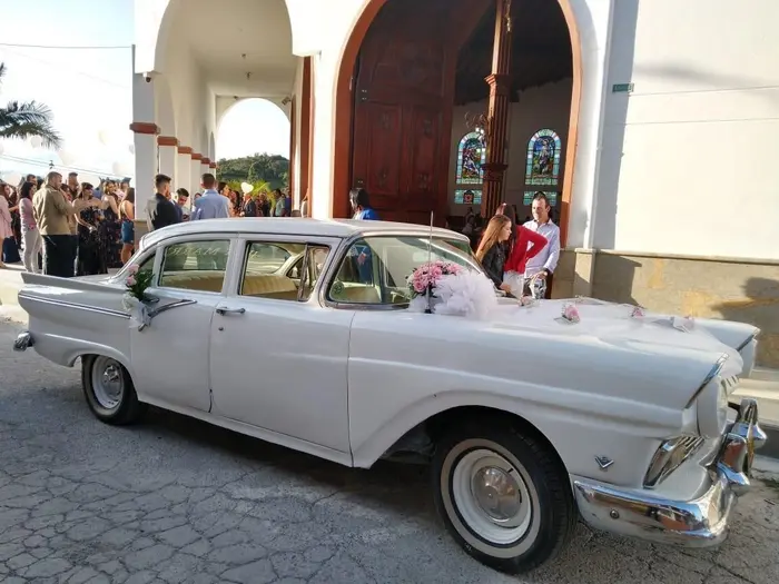 Carros Antiguos · Tu San Agustín