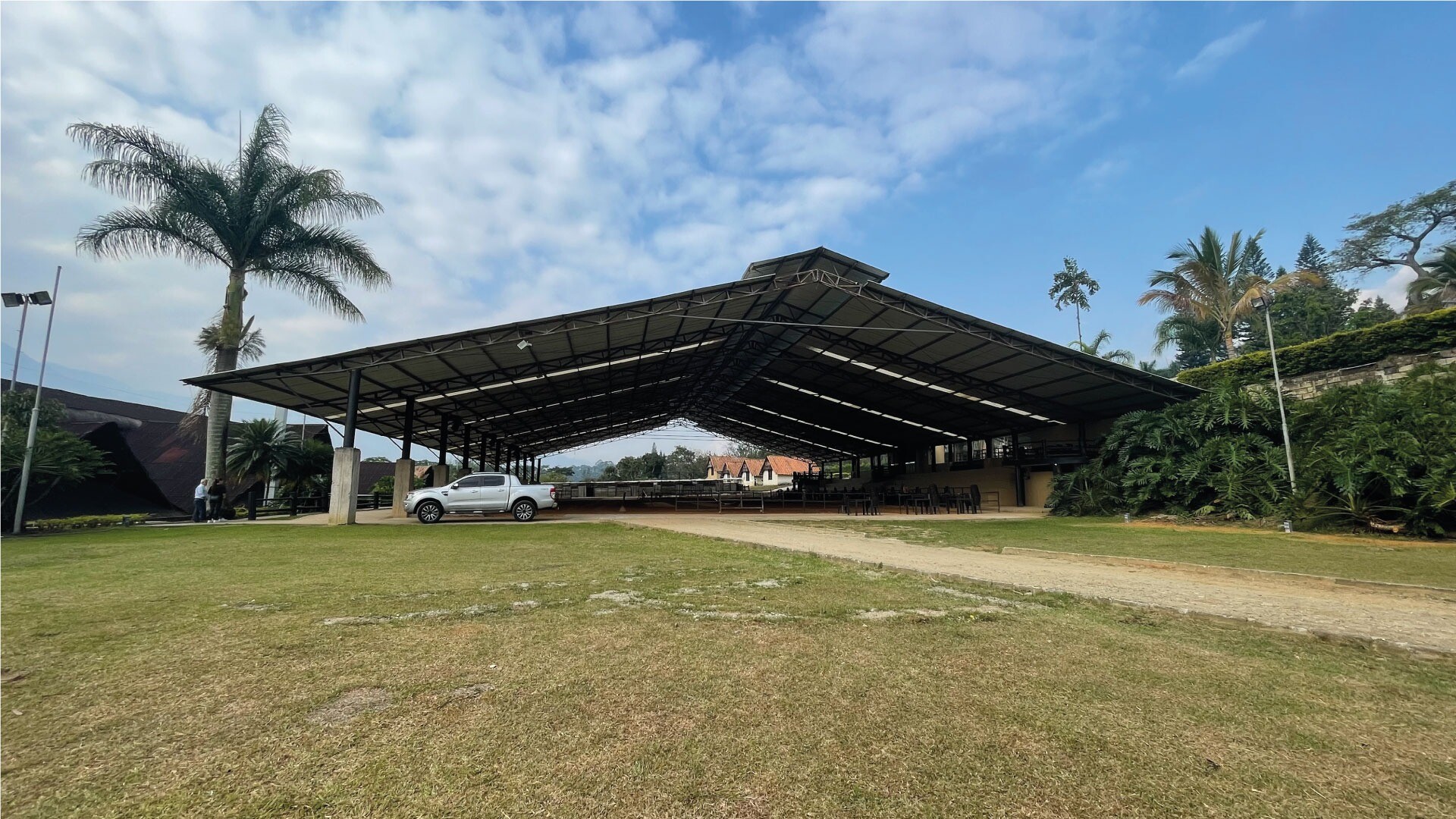 Centro de Eventos Coliseo Santo Coyote