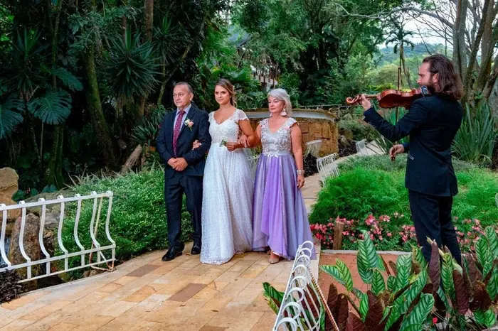 MATRIMONIOS Y BODAS · Tu San Agustín